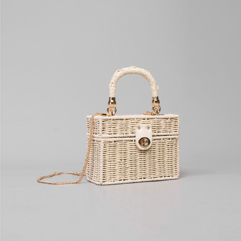 Sac en rotin fait à la main