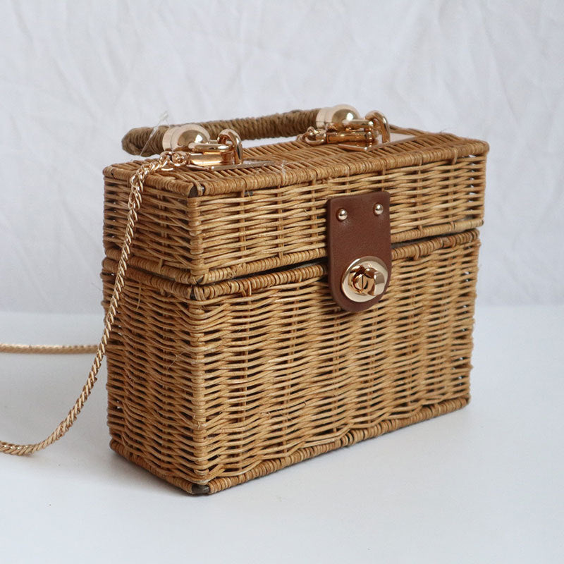 Sac en rotin fait à la main