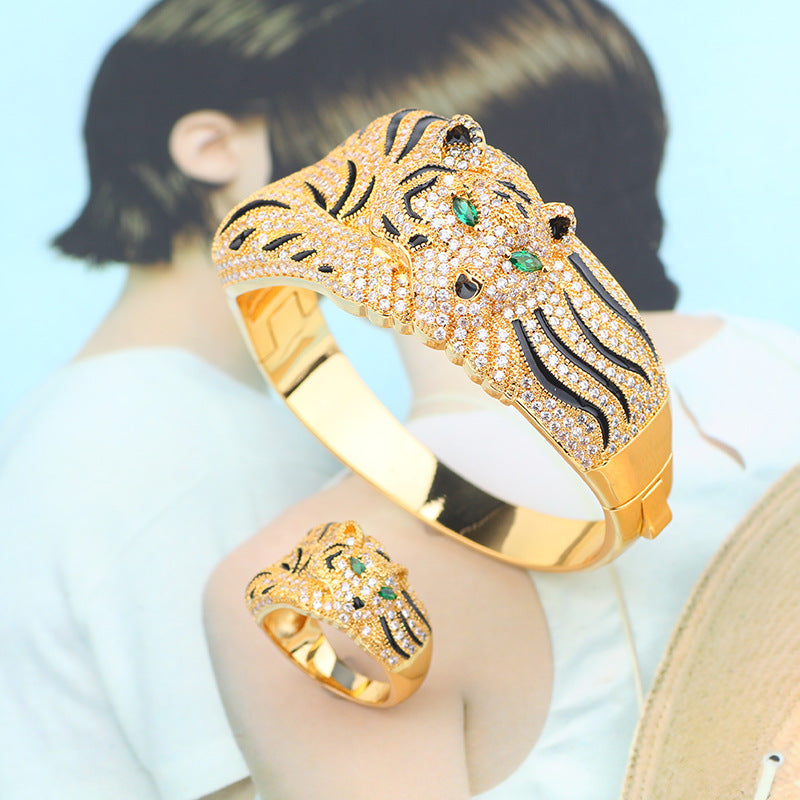 Fashion Big Leopard Full Strass Bracelet Bague Set