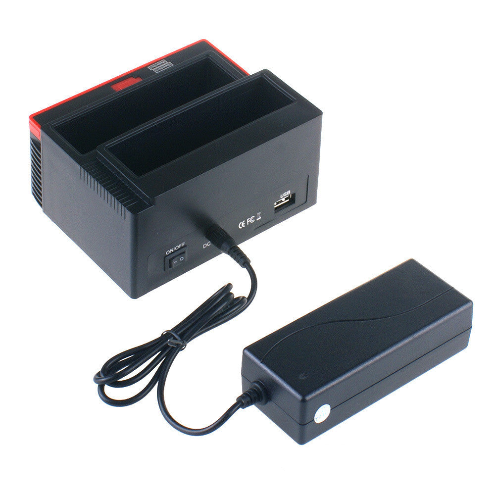Modèle d'approvisionnement d'usine Base de disque dur fonctionnelle Usb2.0 Sata Ide Interface avec lecteur de carte