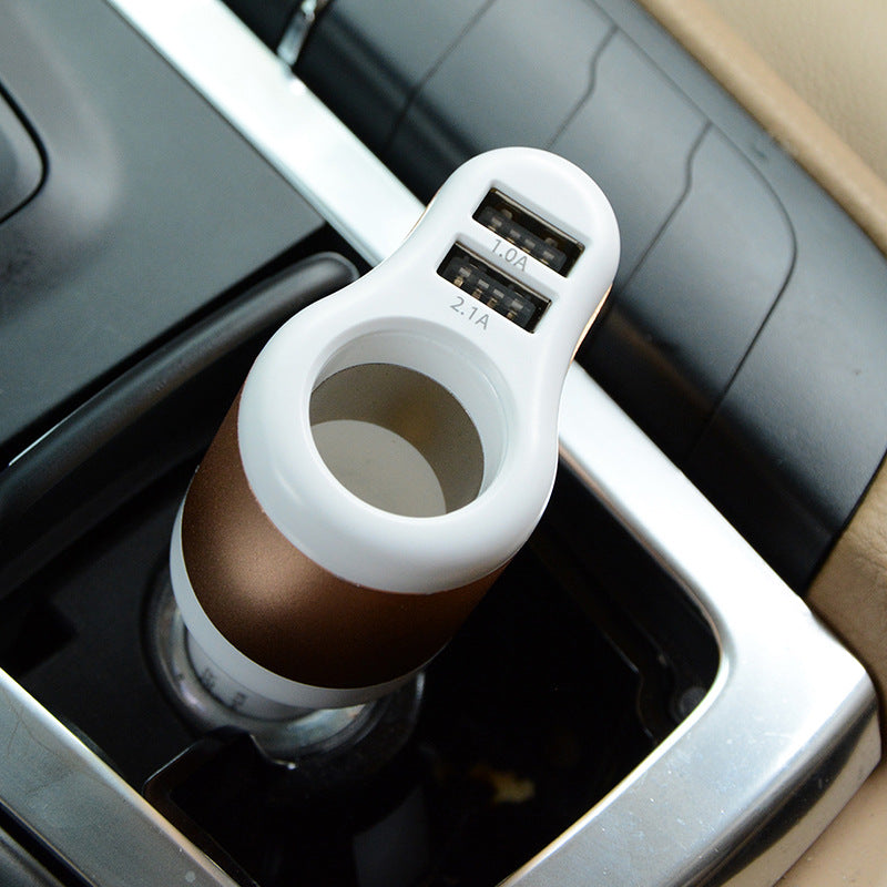 Chargeur de voiture Un pour trois voiture allumeur de cigarette Double Usb transfert rapide Interface Un