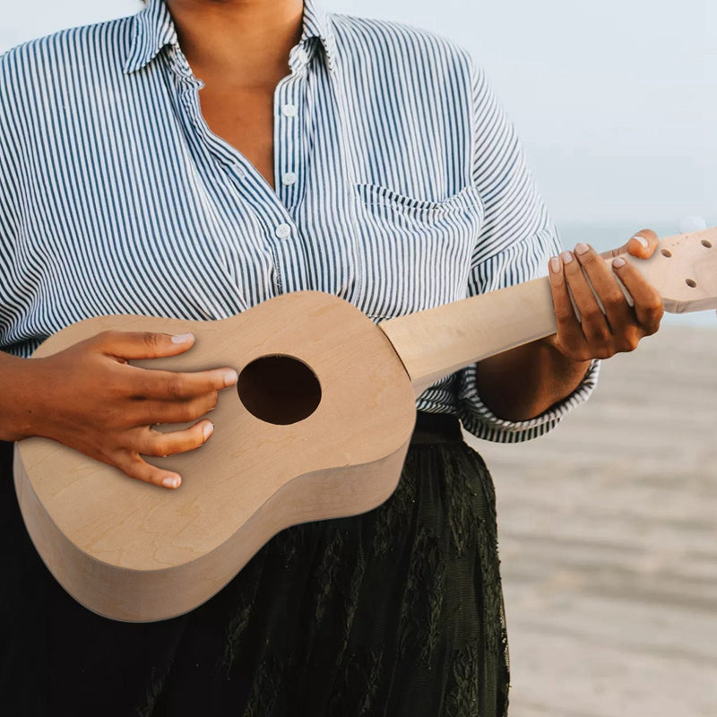 21 pouces blanc en bois Ukulele Soprano Hawaiian Guitar Uke Kit Instrument de musique DIY