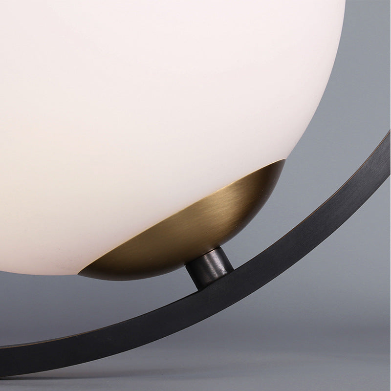 Lampe de table décorative créative Chambre simple Chambre à coucher Étude de salon Nordic Post-Modern
