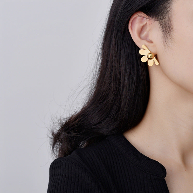 Boucles d'oreilles en métal de fleur de pétal vintage aiguille d'argent