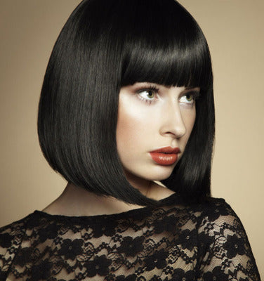 Perruque féminine cheveux courts cheveux droits avec Bangs Hair Cover Filles Fluffy Handsome Bobo