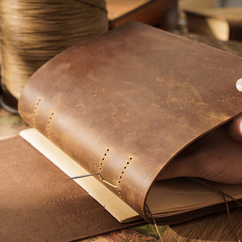 Notebook original fait à la main Cowhide Notebook rétro en cuir Notebook Creative Notebook Dia