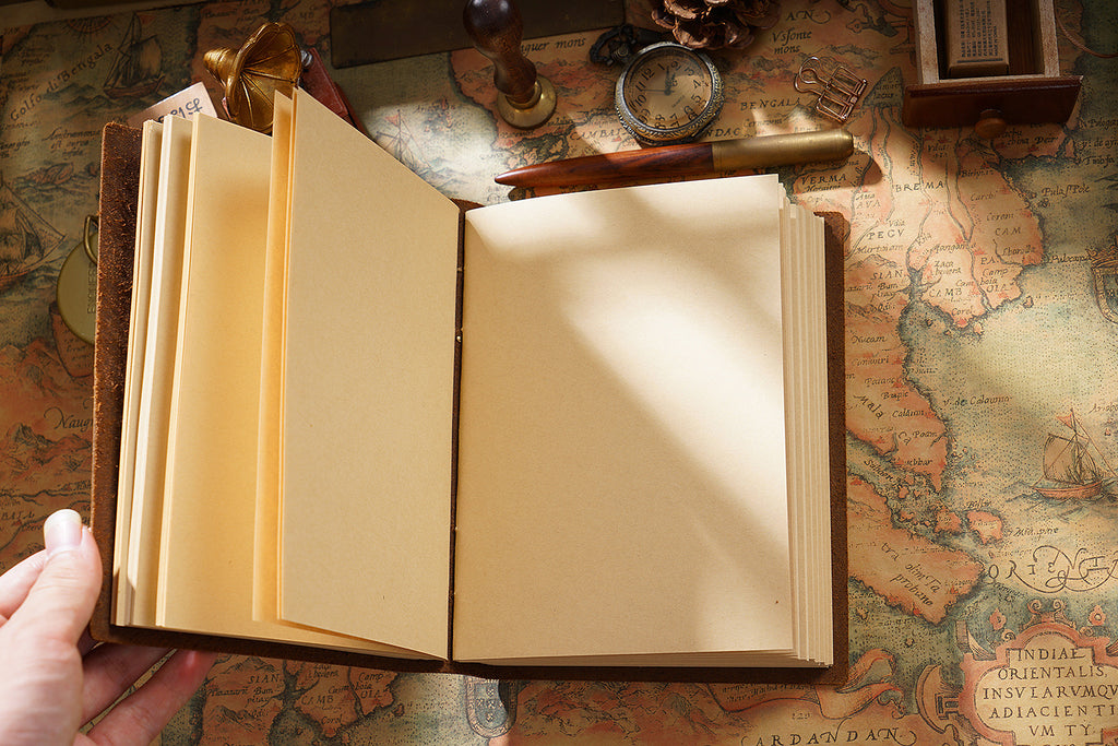 Carnet de notes Couverture de magazines en cuir Carnet de notes de voyage