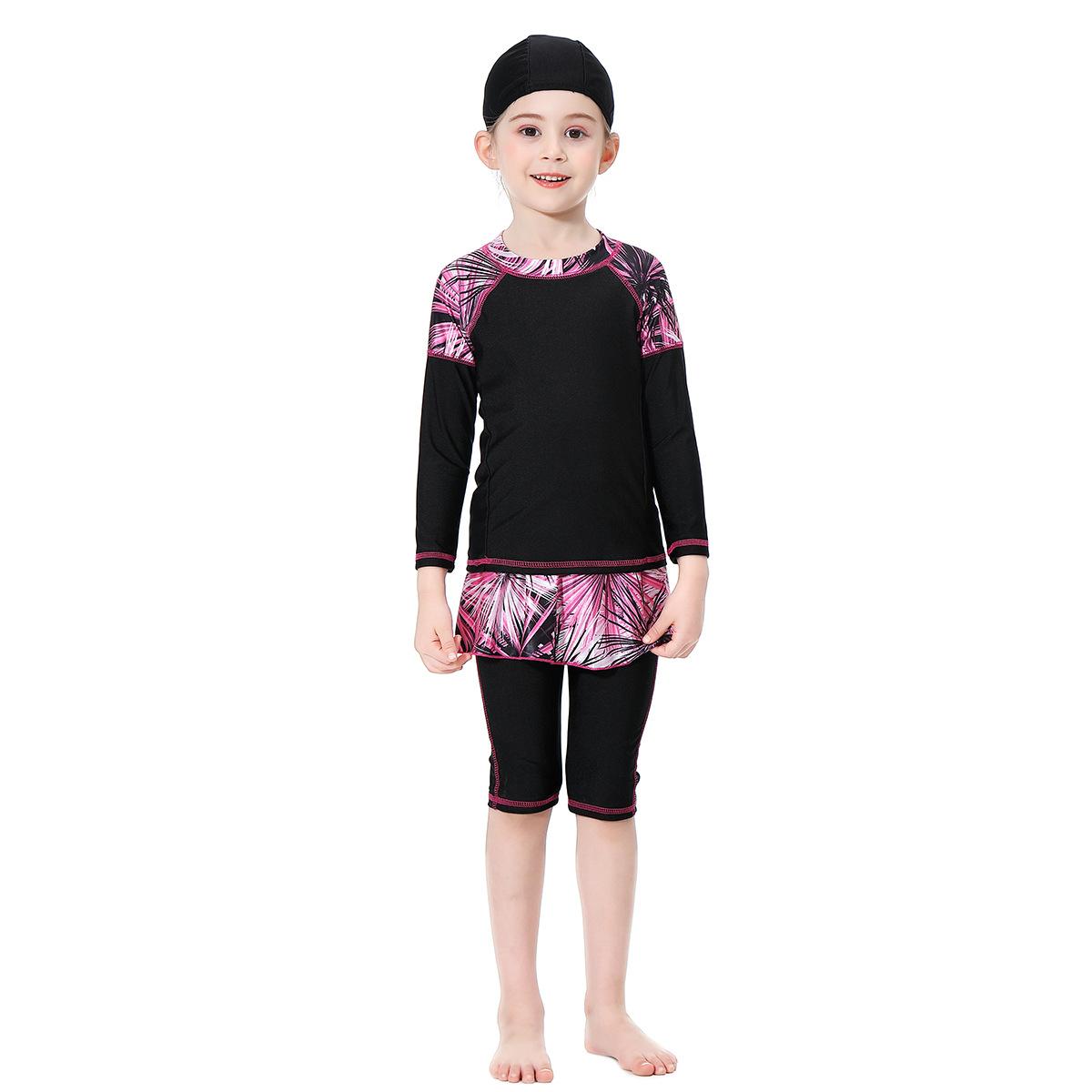 Robe de bain conservatrice avec manches longues