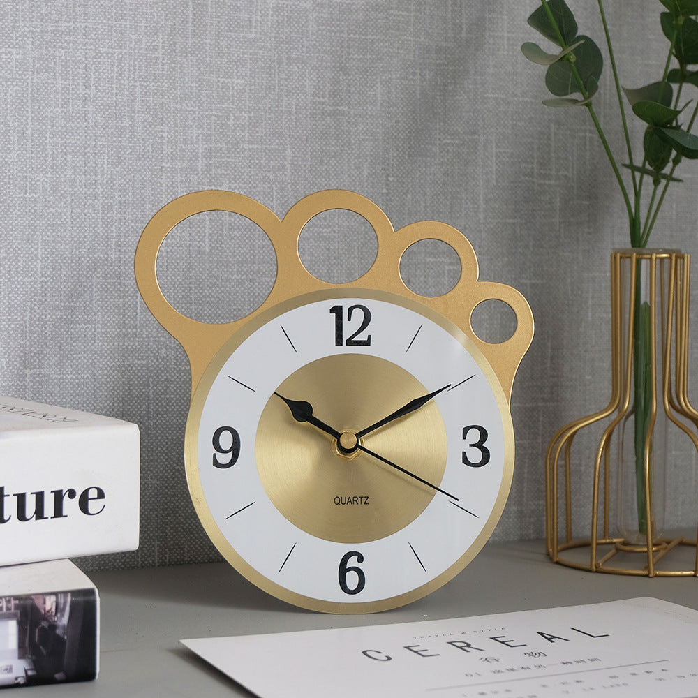 Moderne simple horloge bureau de fer nordique or créative