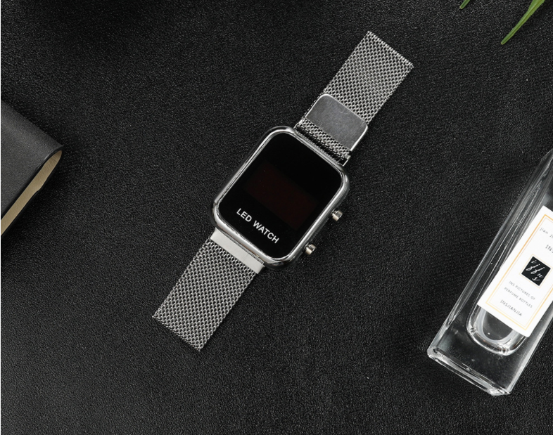 Lumineux Led Étudiant Magnet numérique Buckle hommes montre électronique
