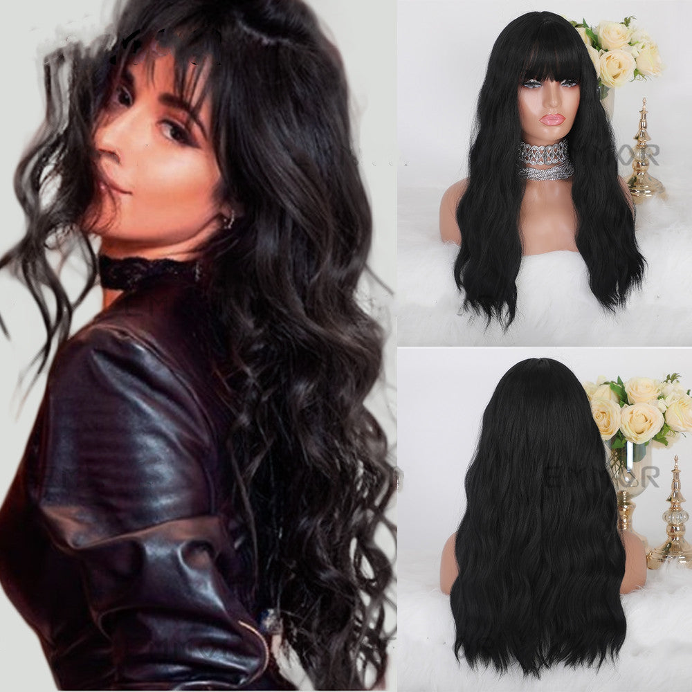 Noir brun cheveux bouclés longs avec des bangs
