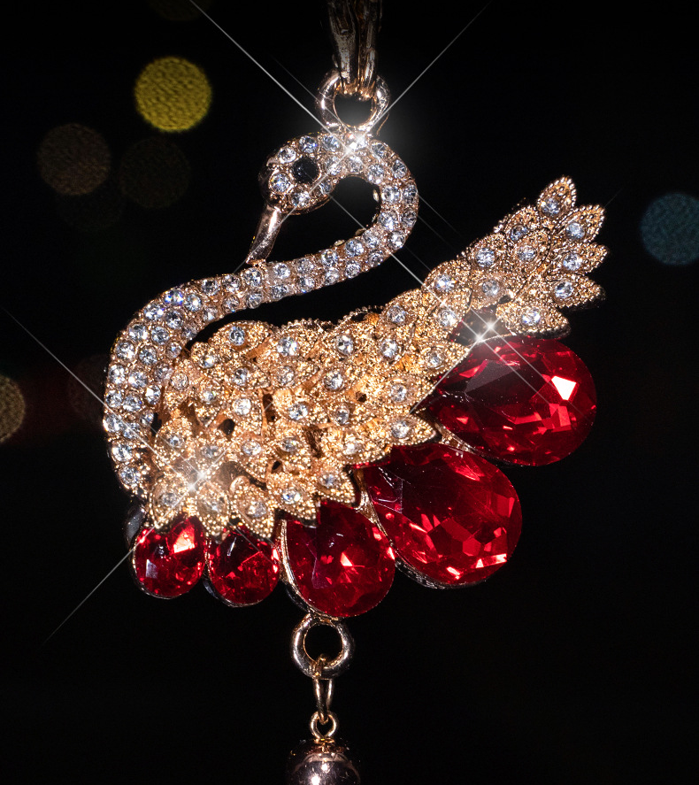 Pendentif de voiture Cygne en cristal double-sid King Pendentif créatif voiture Vue arrière Pendentif miroir