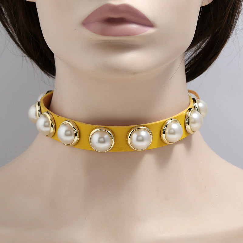Collier en cuir Choker pour les femmes chaîne gothique punk