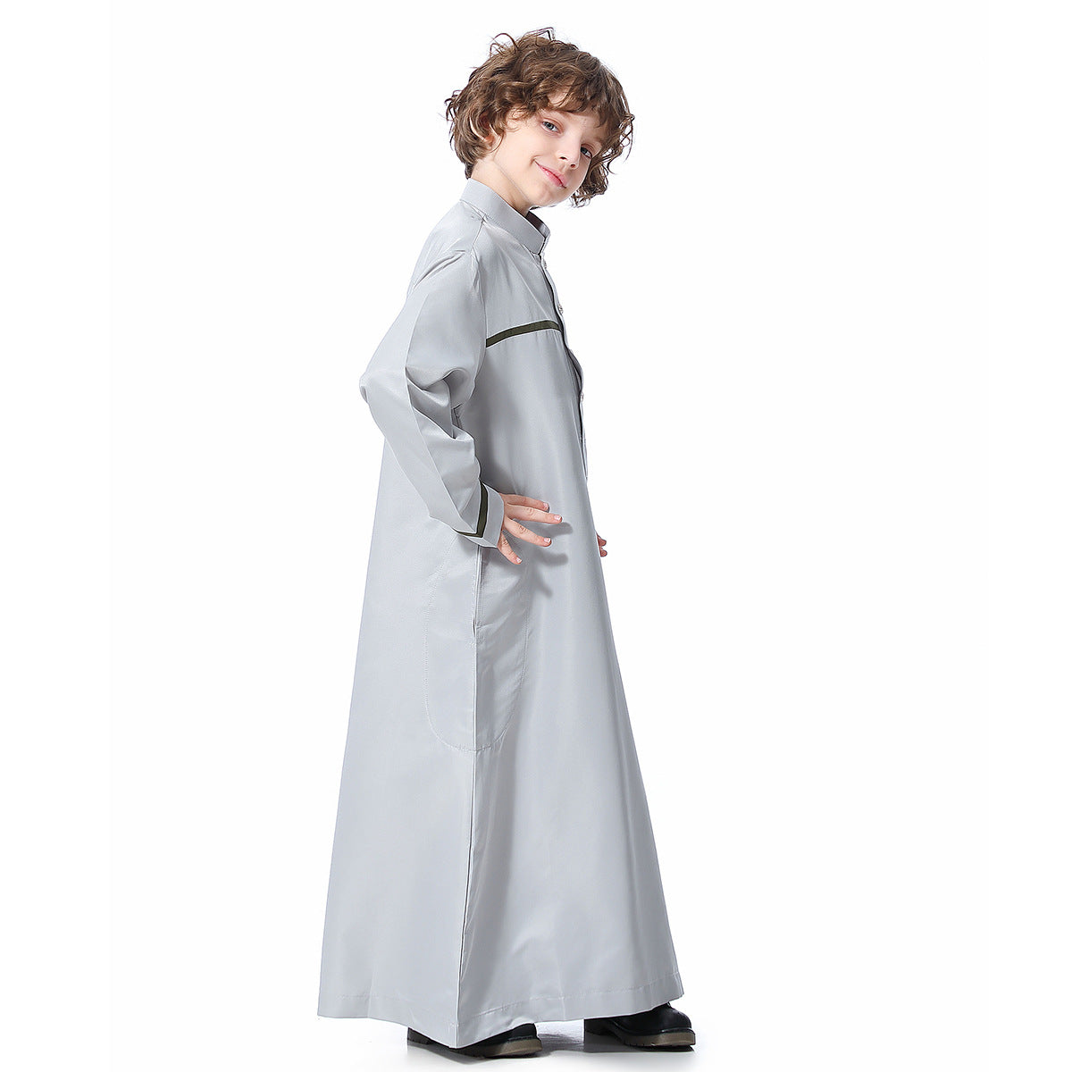 Islamique Arabe Moyen-Orient Adolescent Garçon Robe