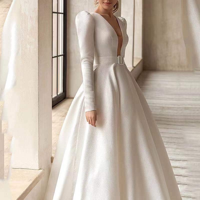Robe blanche pour dames Satiné Surface était mince et haute française Tempérament Robe Long Ski