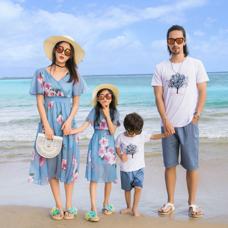 Famille de trois et quatre mère et fille jupe mère et enfant costume