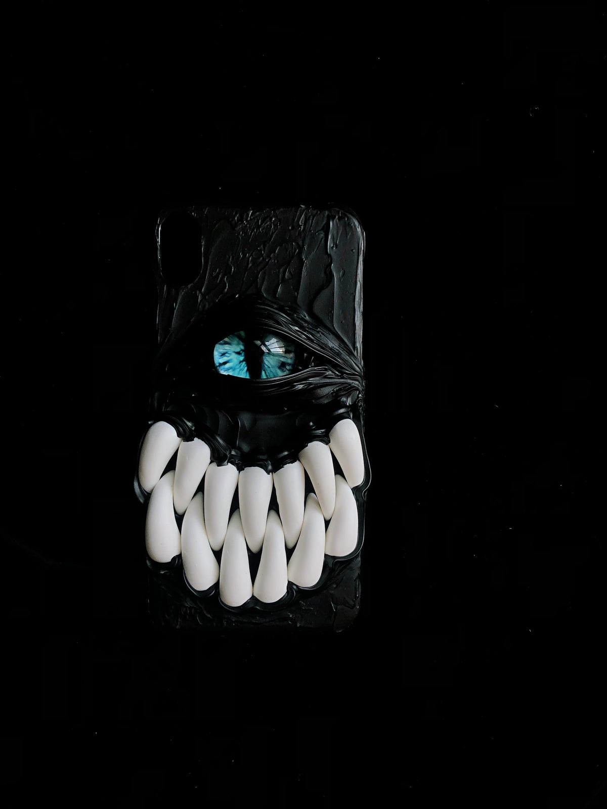 Simulation tridimensionnelle Cas de téléphone portable lumineux