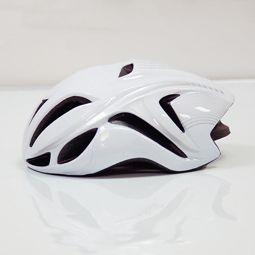 Pneumatic Road Mountain Bike Casque Hommes et femmes Cyclisme Casque