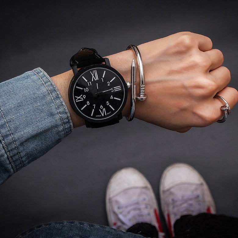 Fashion montre de couple d'échelle romaine tout-match