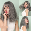 Noir Gradient Or femmes cheveux bouclés courts