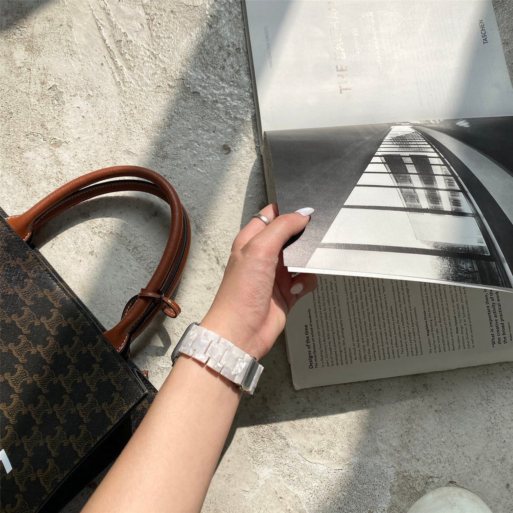 Convient pour Applewatch White Gray Shell Pattern Environmentally Friendly Lightweight Resi