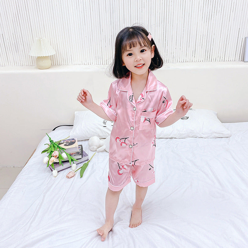 Jeu de pyjamas pour enfants Caricature en soie imprimée Service à la maison
