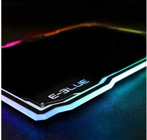 Jeu de Glowing Pad de souris dure
