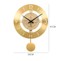 Horloge murale en métal avec élégant pendule