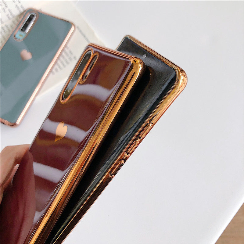 Cas de téléphone d'amour électroplaçant