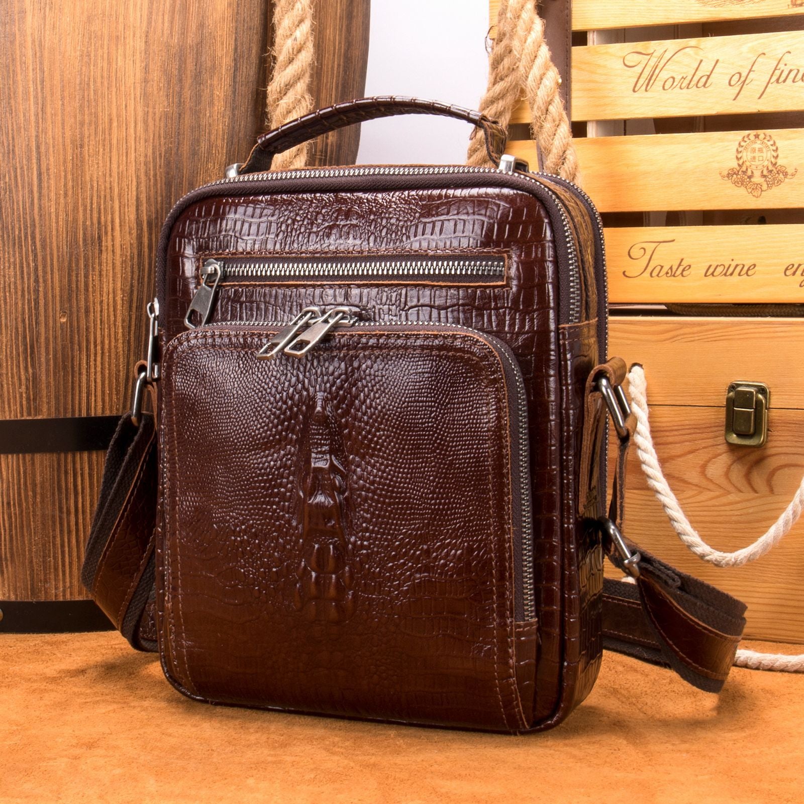 Véritable sac de corps croisé en cuir Hommes Cheval fou Sac d'épaule en cuir multifonctionnel