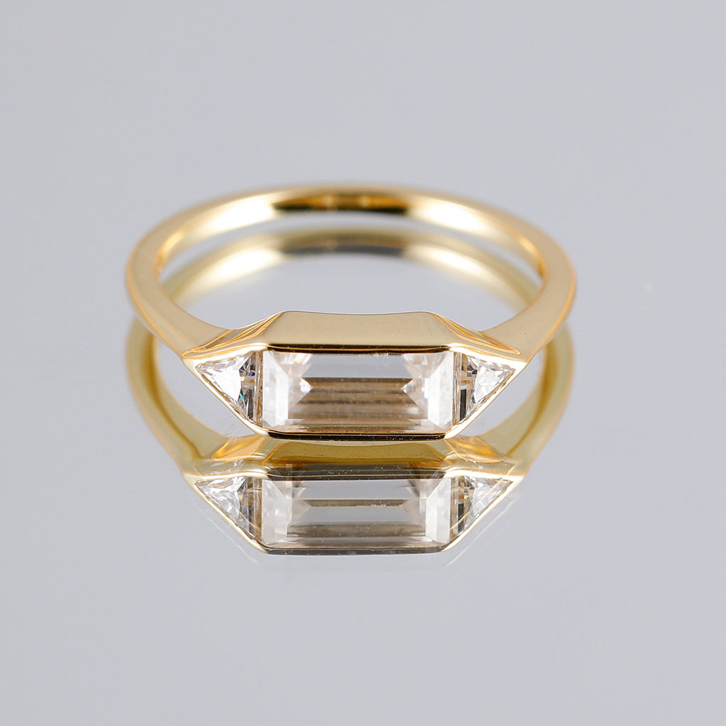 S925 Argent plaqué or 0,8ct Lunette géométrique Moissanite Anneau 4x8mm Baguette & Trillion St