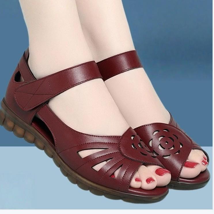 Sandales casuales à velcro souples pour l'usure quotidienne