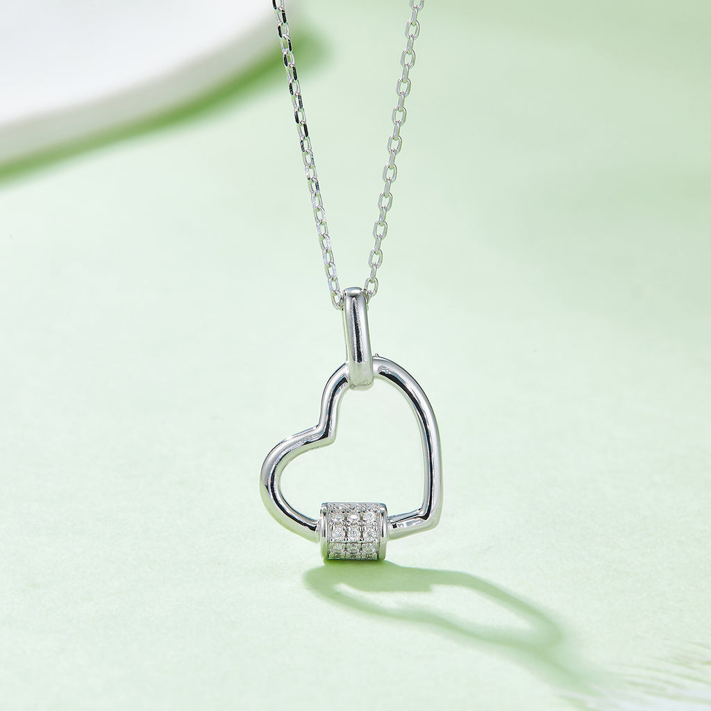 3.3g S925 Collier de coeur en argent sterling 45cm 15 Pierre Moissanite Pave Bar Pendentif avec GR