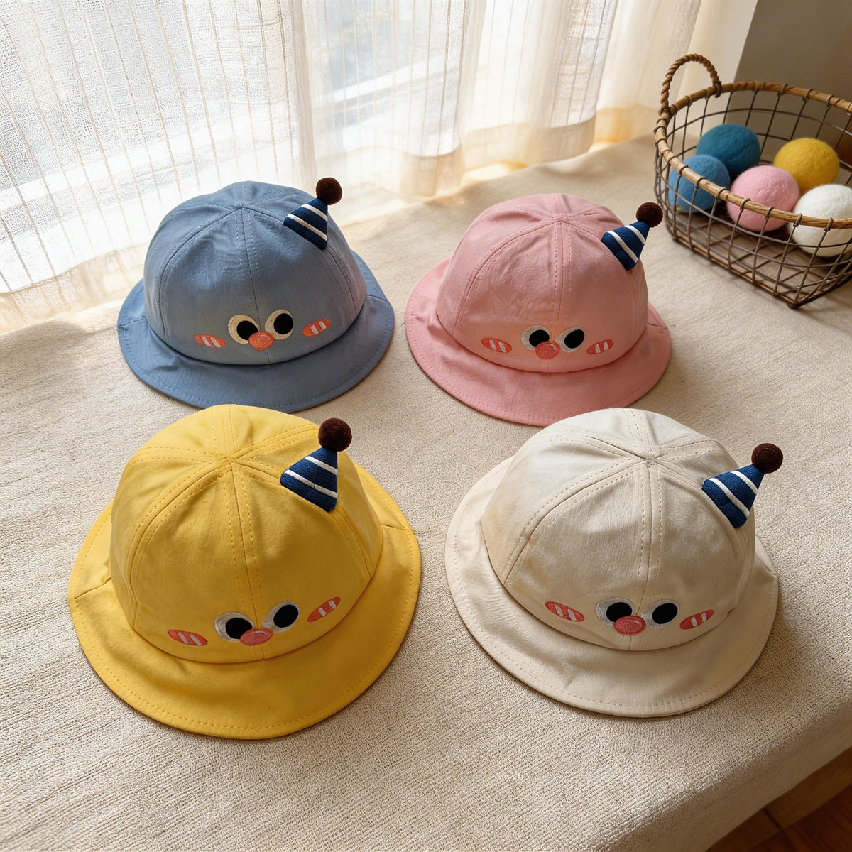 Décoration de Chapeau de fête brodé pour enfants dessin animé en couleur unie - Mignon et S
