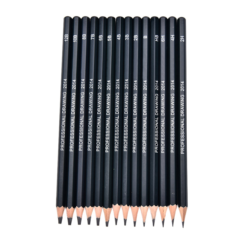 Ensemble de 14 croquis au crayon