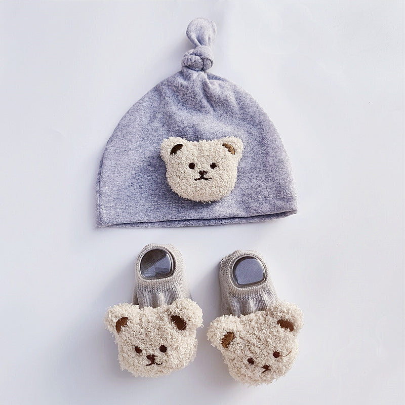 Bébés de printemps garçons et filles chaussons chapeau costume