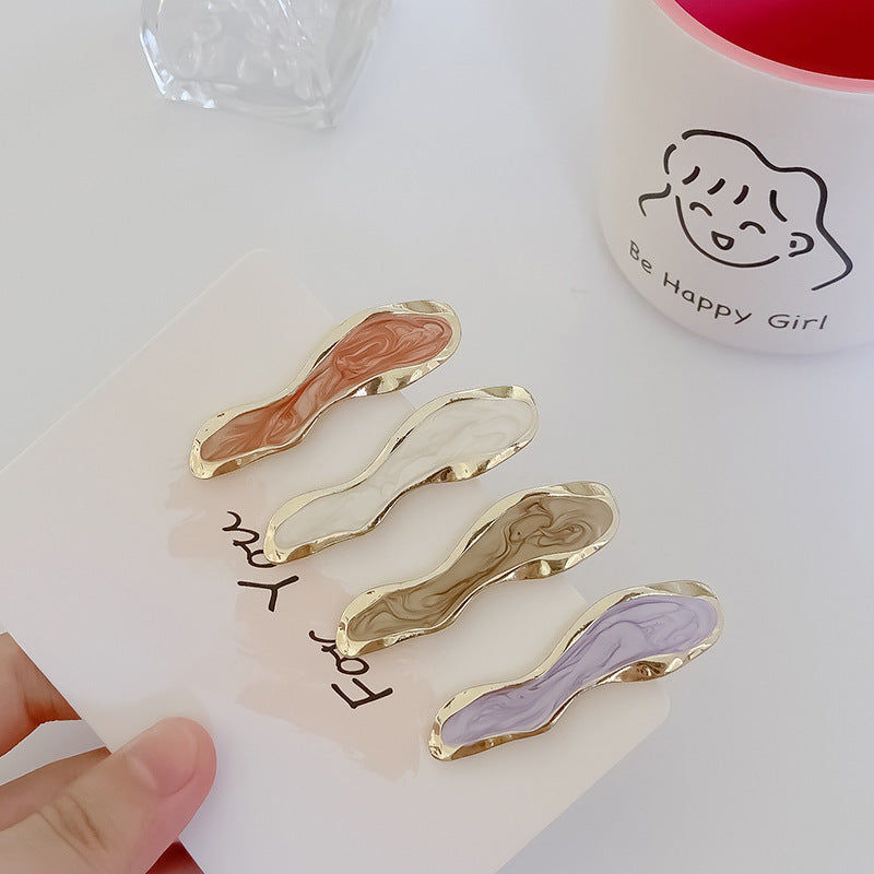 Exquisite retro hairpin