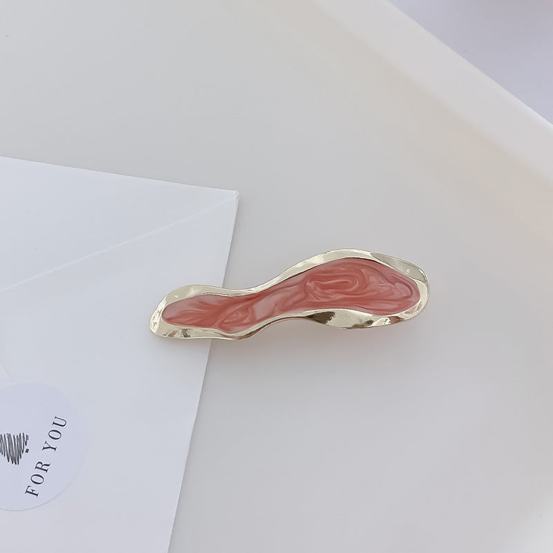 Exquisite retro hairpin