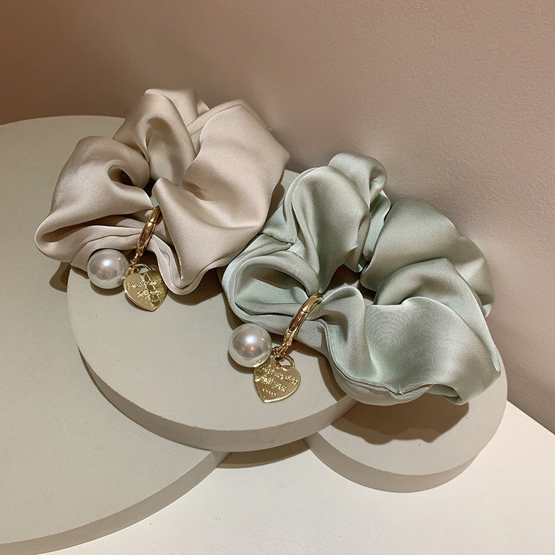 Simple Solid Color High Quality Texture Elegant Low Bun Hairstyle Flower Hair Ring