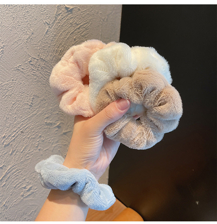 En peluche Grande bague de cheveux intestinale Macaron bande de cheveux mignon fluffy corde de cheveux