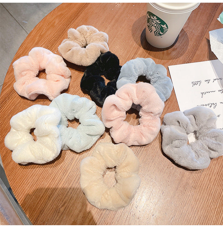 En peluche Grande bague de cheveux intestinale Macaron bande de cheveux mignon fluffy corde de cheveux