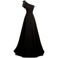 Banquet simple Hôte Piano Français Jouer Musique Vocal Art Test Robe de Mode Violon