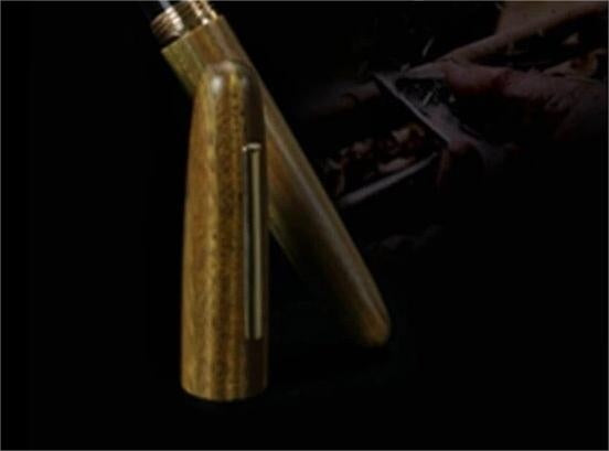 Capuchon rotatif en bois d'un stylo hommes et femmes d'affaires Calligraphie pratique