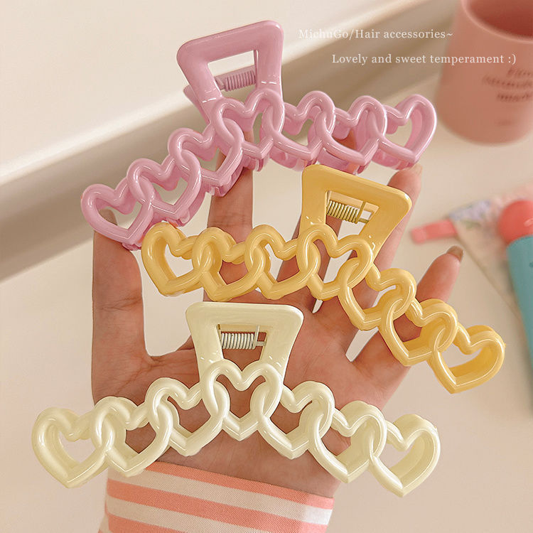 L'amour Coiffure en forme de coeur