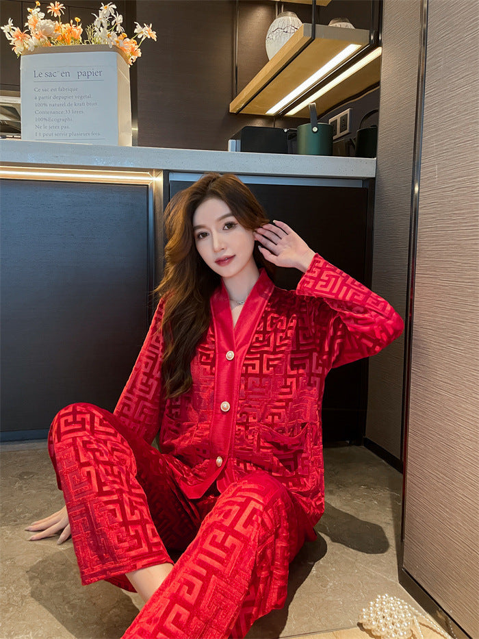Costume de pyjama pour femmes en velours doré