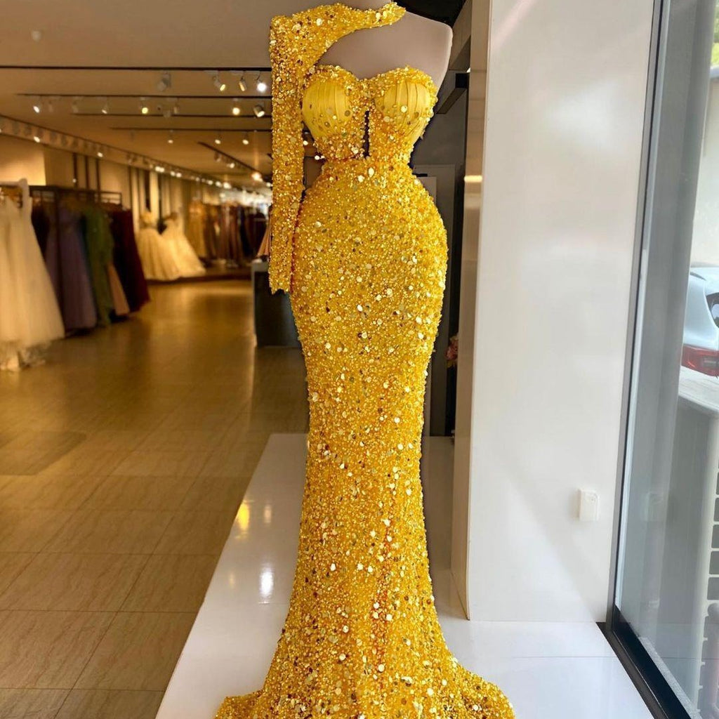 Robe asymétrique à manches simples pour broderie en perles pailletées