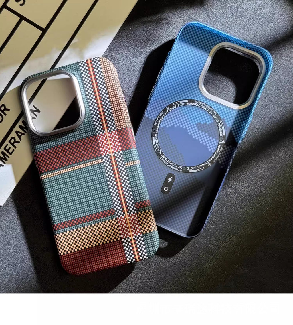 Motif magnétique Kafra Carbon Fibre Étui de téléphone de protection tout compris