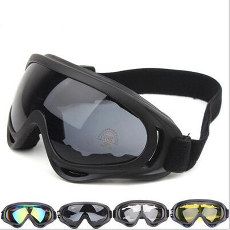 Les lunettes de sport de moto contre le vent et les ventilateurs de sable