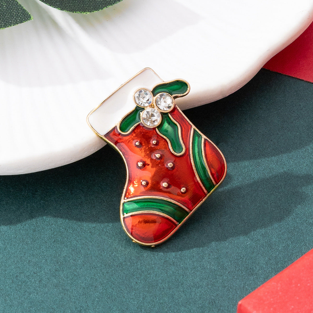 European and American Exquisite Enamel Christmas Series Brooches Flower Bells Re