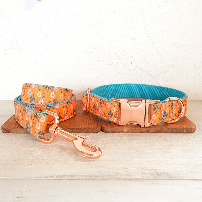 Fournitures pour animaux de compagnie en collier de cerise